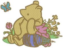 Pooh and Piglet classic embroidery design