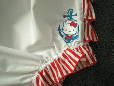 Tenue bébé nautique brodée Hello Kitty