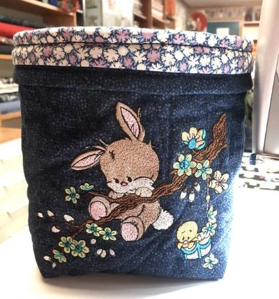 Embroidered basket with Bunny design