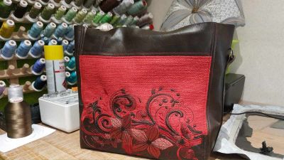 Embroidered women bag with Night flowers design