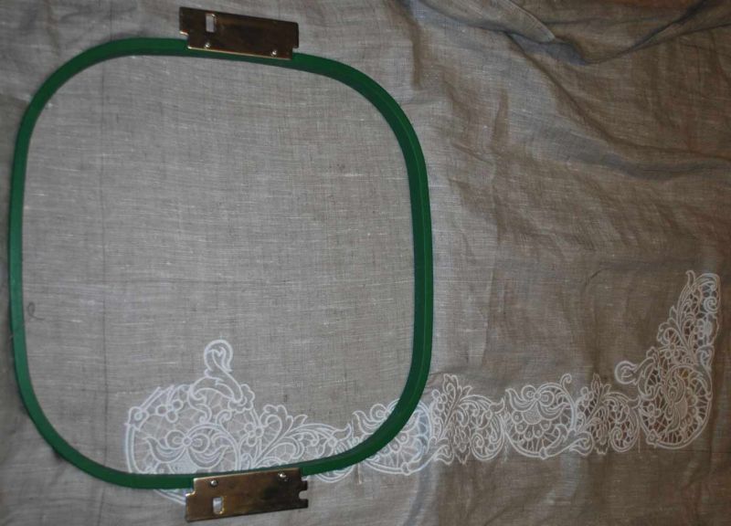 Cutwork machine embroidery design in hoop