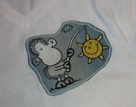 T-shirt embroidered with sheep with sun design