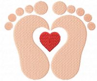 Loving baby footprints free embroidery design