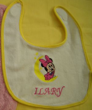 Babybib Mickey Mouse embroidered